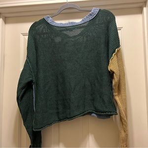 American Eagle Sweater size medium